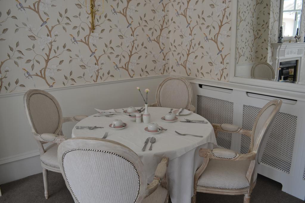 Cranleigh Hotel Reigate Ngoại thất bức ảnh