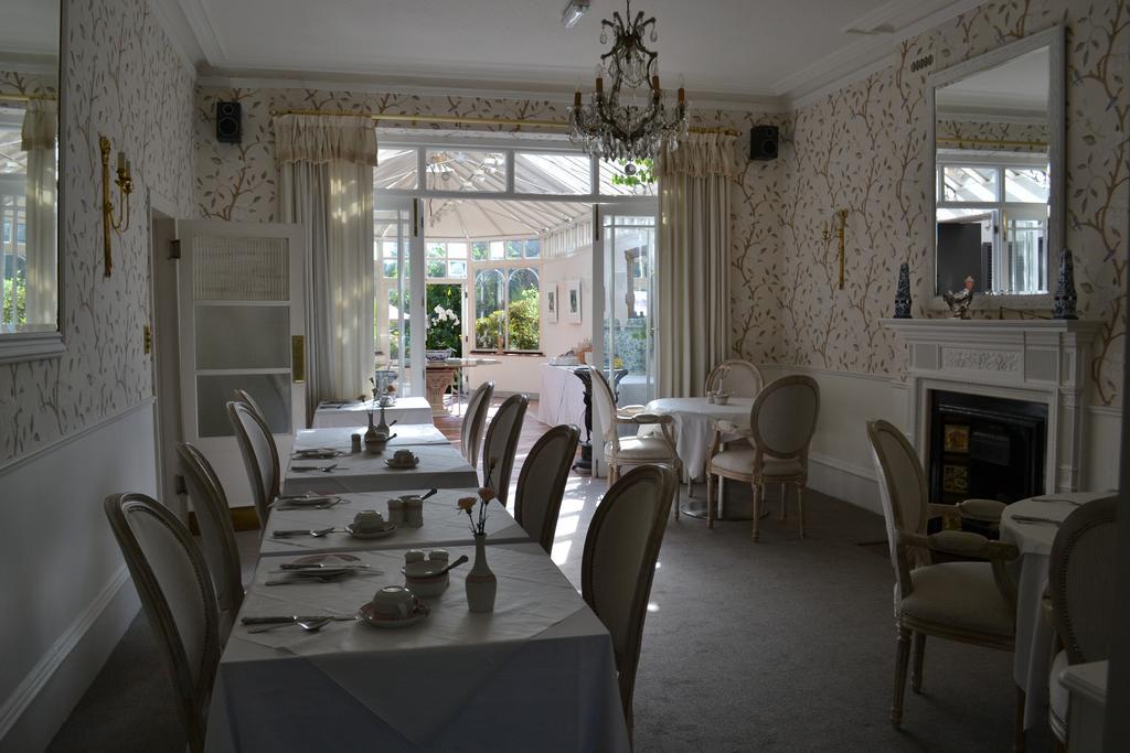 Cranleigh Hotel Reigate Ngoại thất bức ảnh