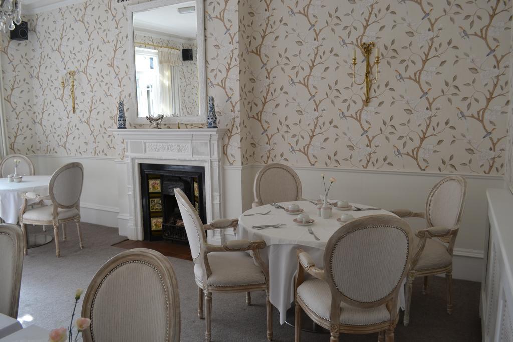 Cranleigh Hotel Reigate Ngoại thất bức ảnh
